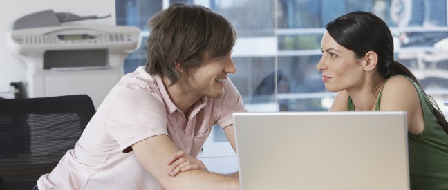 wie flirten manner im buro