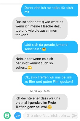 Frau chattet mit Mann über Sex-Date